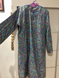 (Category: ) located in . Submitted by ecah.wardrobe (Listing ID 1030762135, Image 1). Description: .