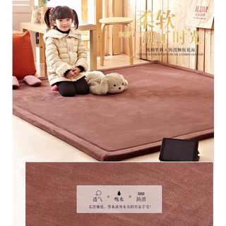 (Category: ) located in . Submitted by sweetdeals_sg (Listing ID 1030751630, Image 1). Description: .