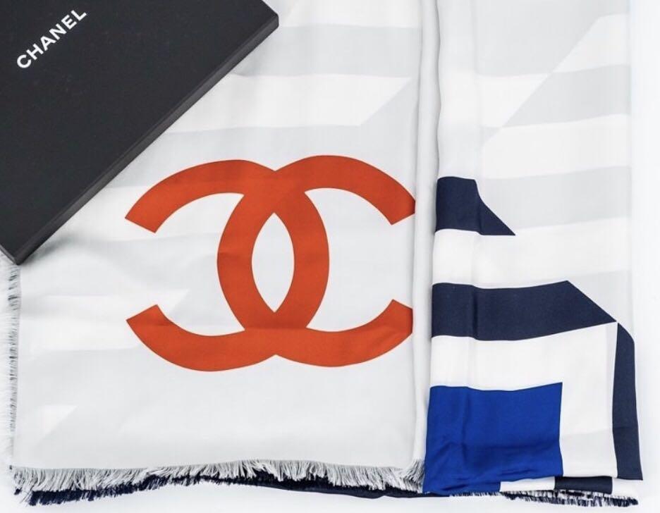 Chanel scarf 2019 hotsell