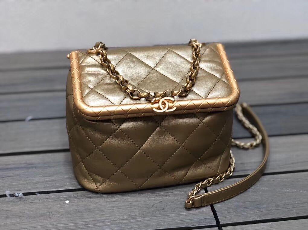 Chanel box bag, Women's Fashion, Bags & Wallets, Purses & Pouches on  Carousell