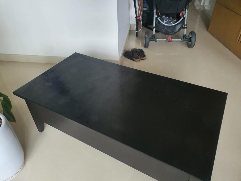 Coffee Table (Category: Tables & Sets) located in Singapore. Submitted by alexderham (Listing ID 1030623398, Image 2). Description: Black coffee table for sale. Stains on the top as shown. Otherwise in a good condition. Pick up only..