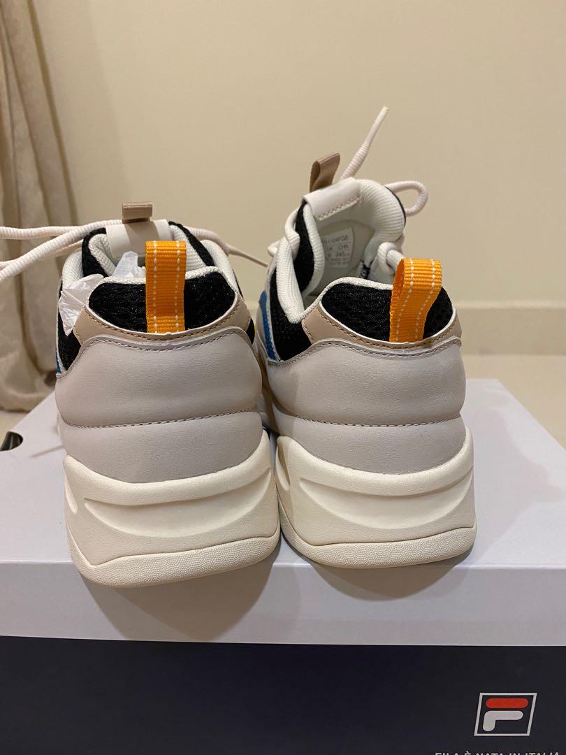 FILA RAY BRAND NEW EURO 39 Women s Fashion Footwear Sneakers on Carousell