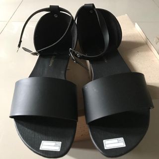 (Kategori: ) berada di . Dikirim oleh eivid (ID iklan 1030608194, Gambar 1). Deskripsi: .