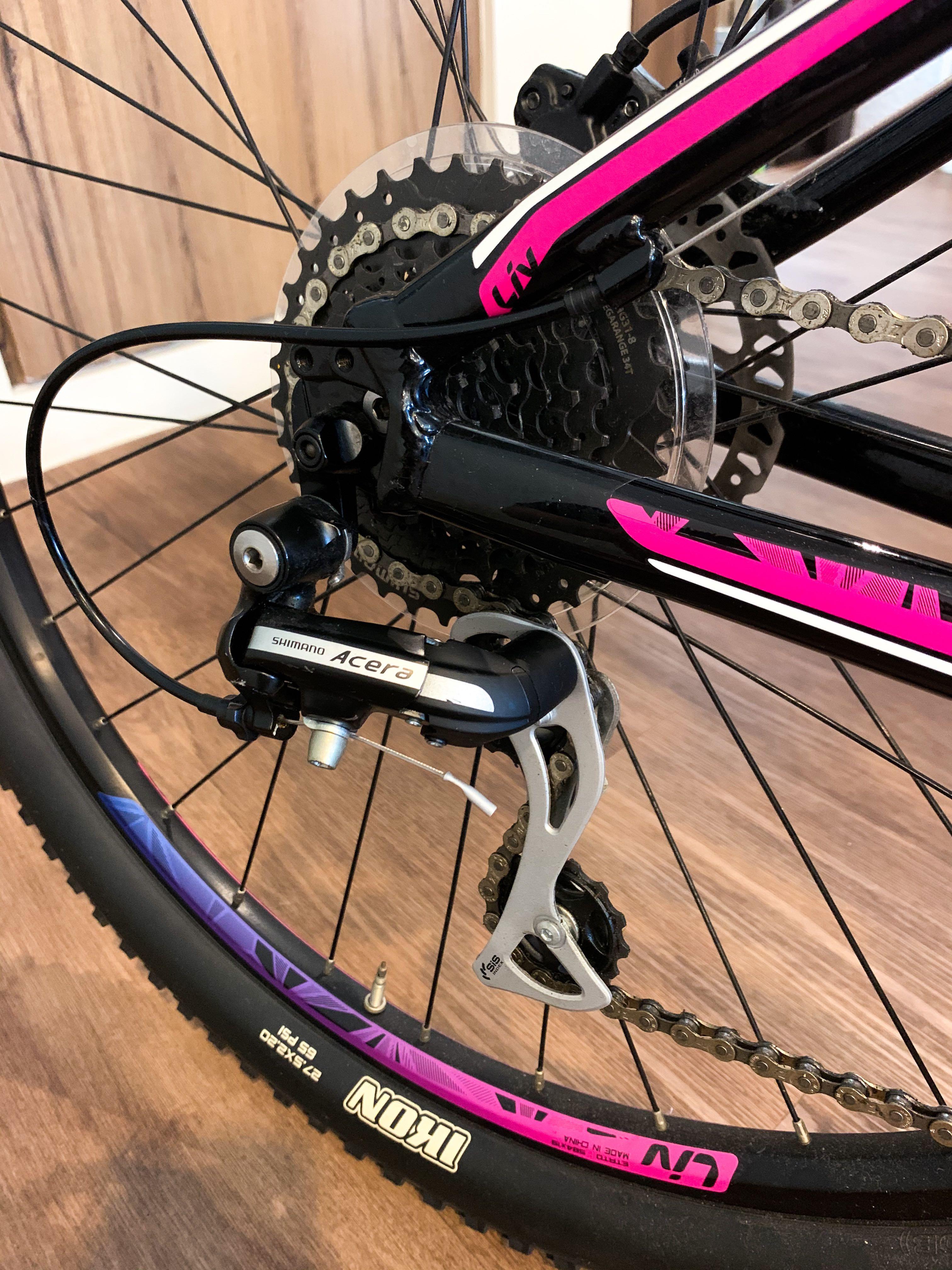 Giant Mountain Bicycle ISO 42102, Sports Equipment, Bicycles & Parts