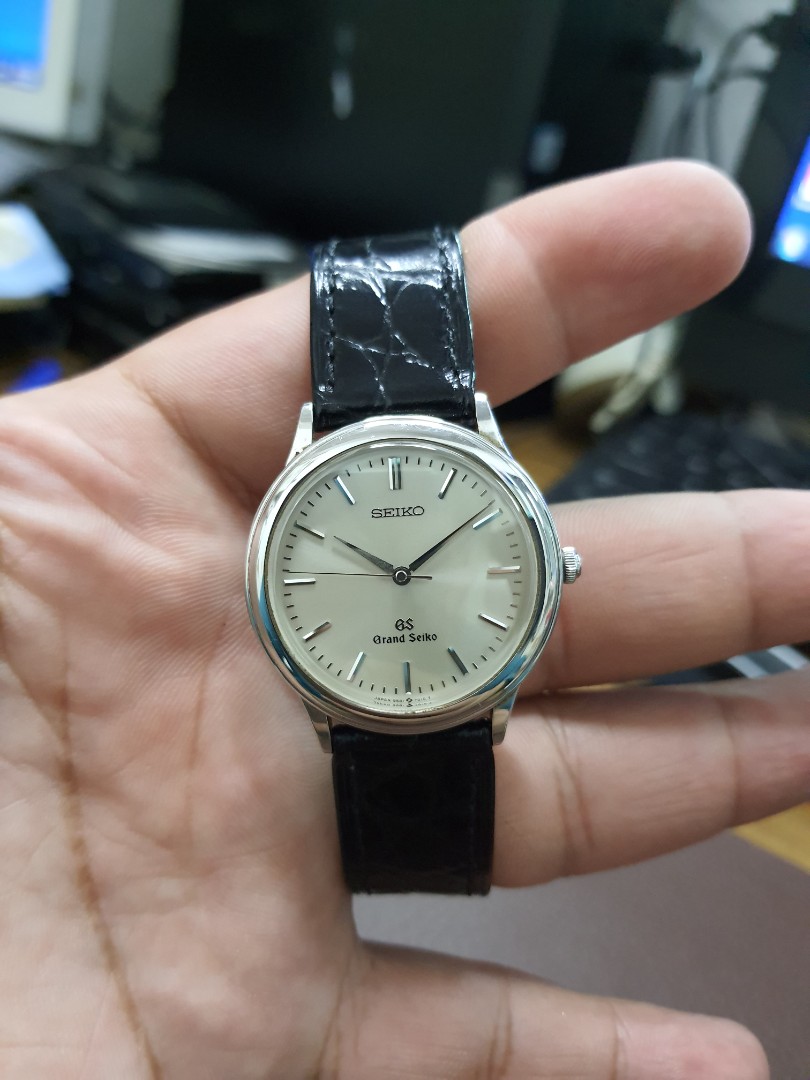 Grand Seiko Quartz 9581-7000. Quartz watch. Beautiful condition. Working  Perfectly, 名牌, 手錶- Carousell