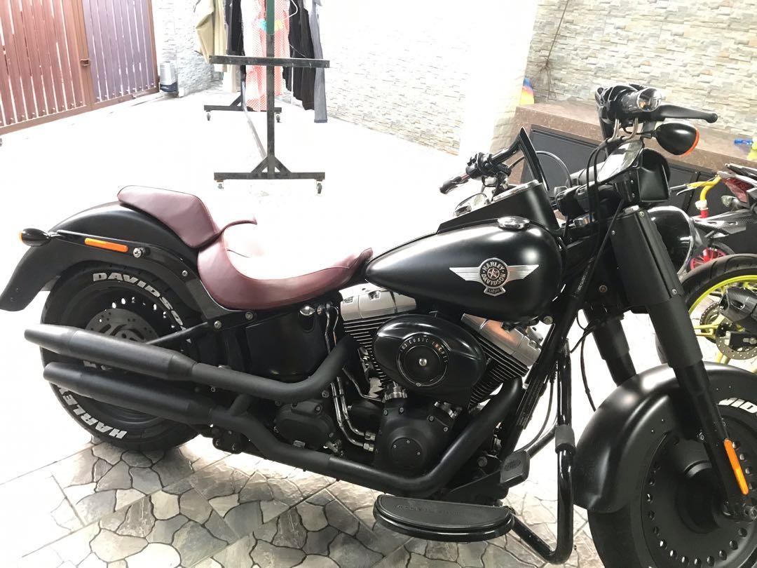 2013 Harley Davidson Fat Boy All Black Motorbikes on Carousell