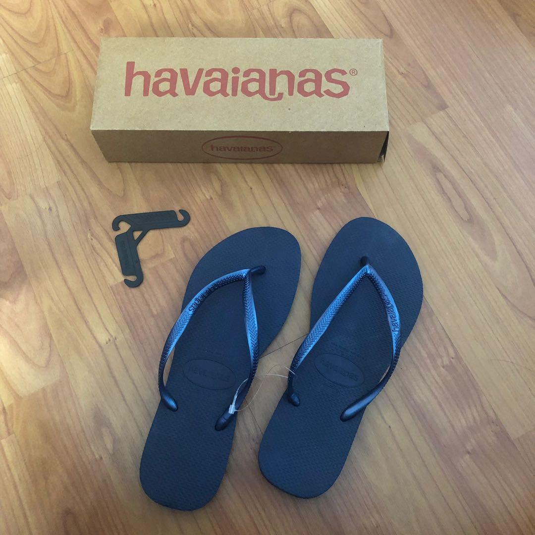 navy havaianas flip flops