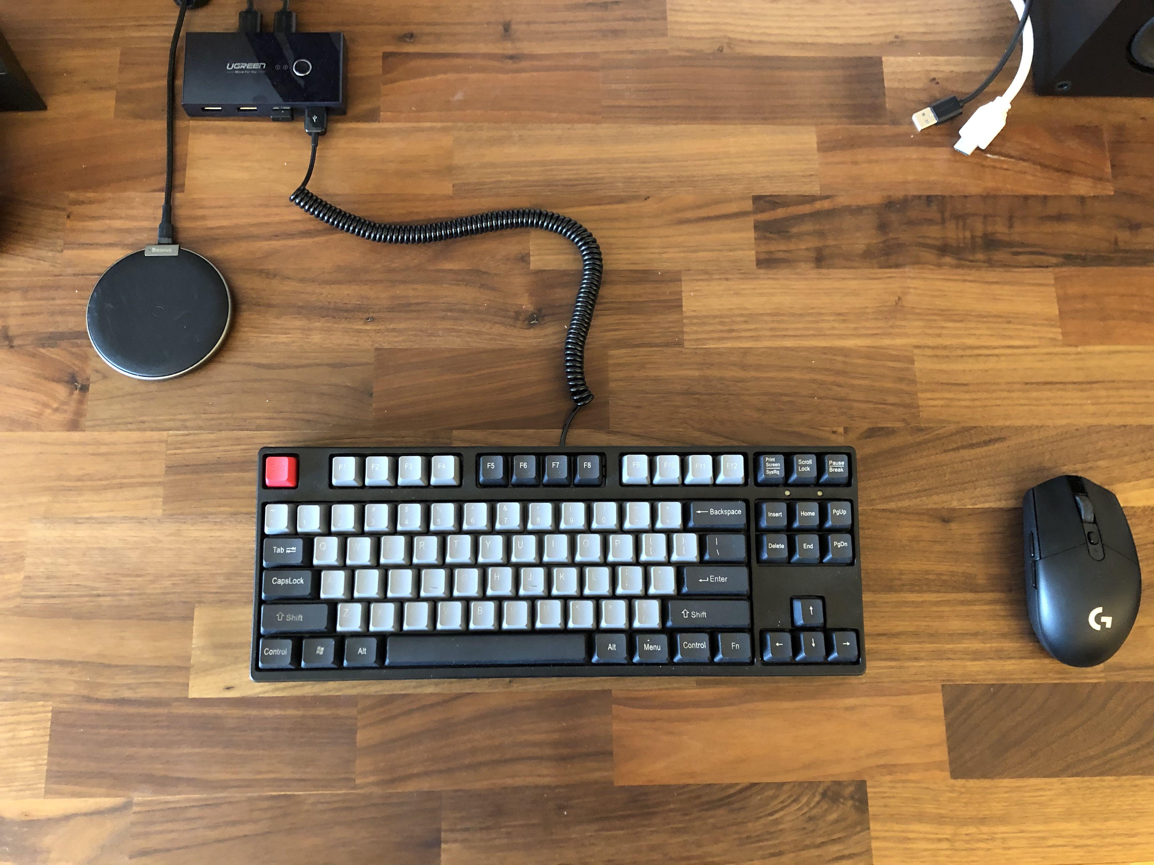 Alex karlby shop desk setup