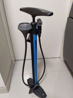 lifeline essential track pump