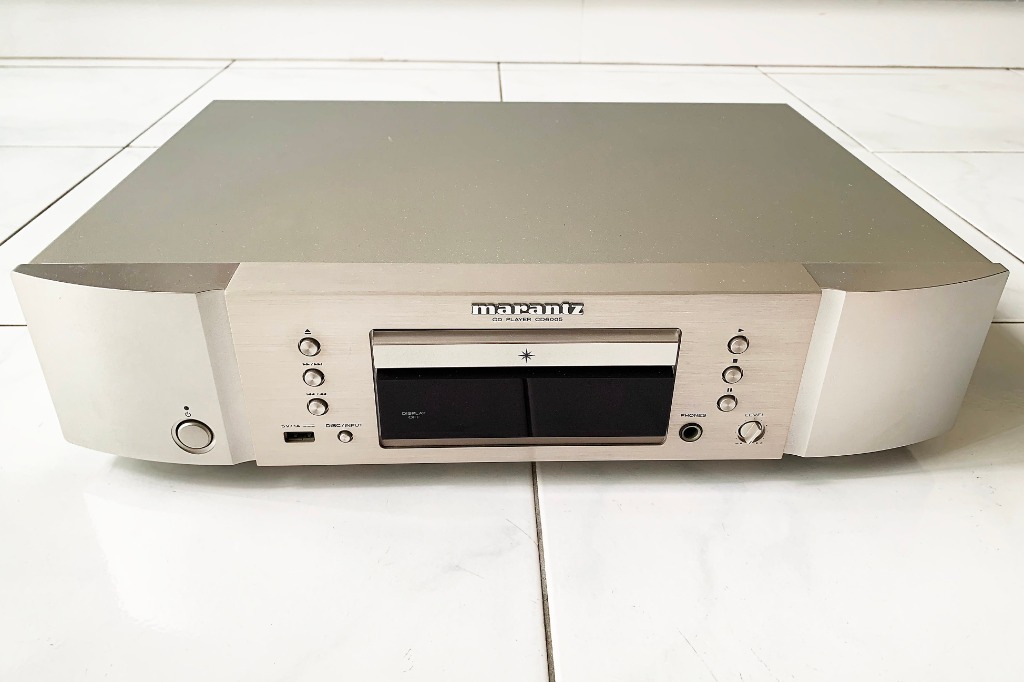 Marantz CD6005 CD Player Champagne color **AWARD WINNING**, Audio