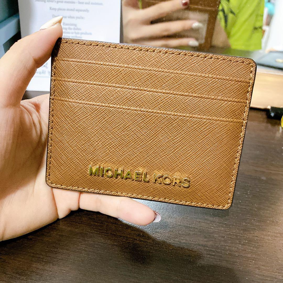 Michael Kors Card Holder, Women's Fashion, Bags & Wallets, Purses & Pouches  on Carousell