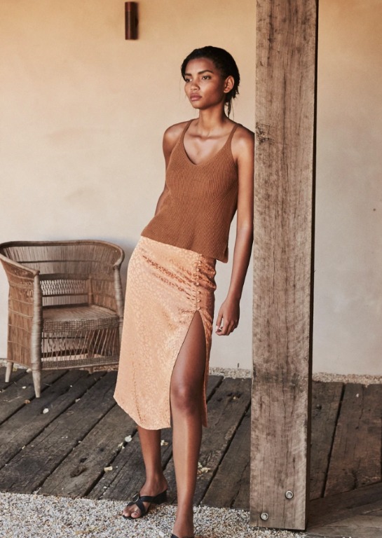 New Midi Skirt Leopard Print Rowie The Label Xs Women S Fashion Clothes Dresses Skirts On Carousell Бренд zayan the label в магазине shopbop. carousell