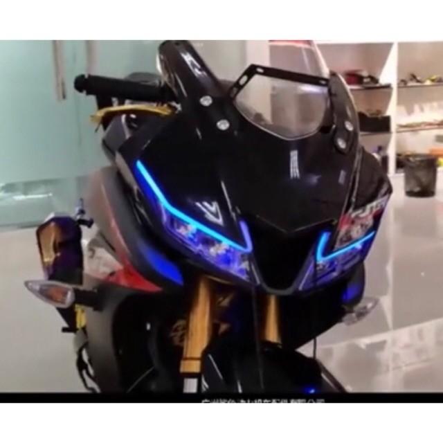 R15 shop v3 lights