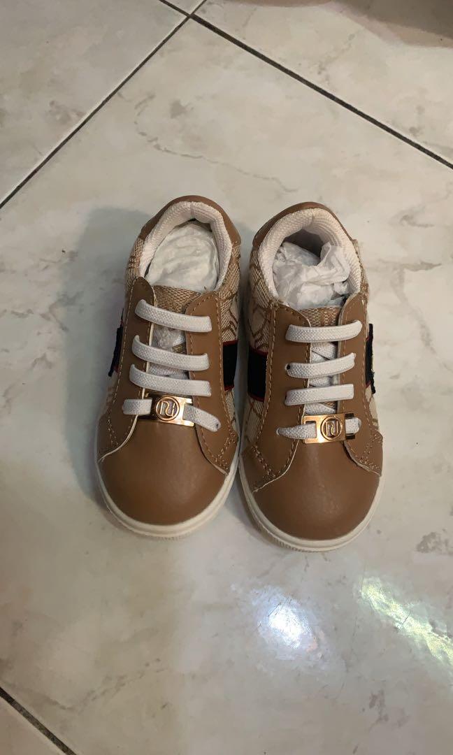 river island baby shoes