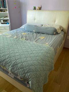 (Category: ) located in . Submitted by cht213 (Listing ID 1030713443, Image 1). Description: .