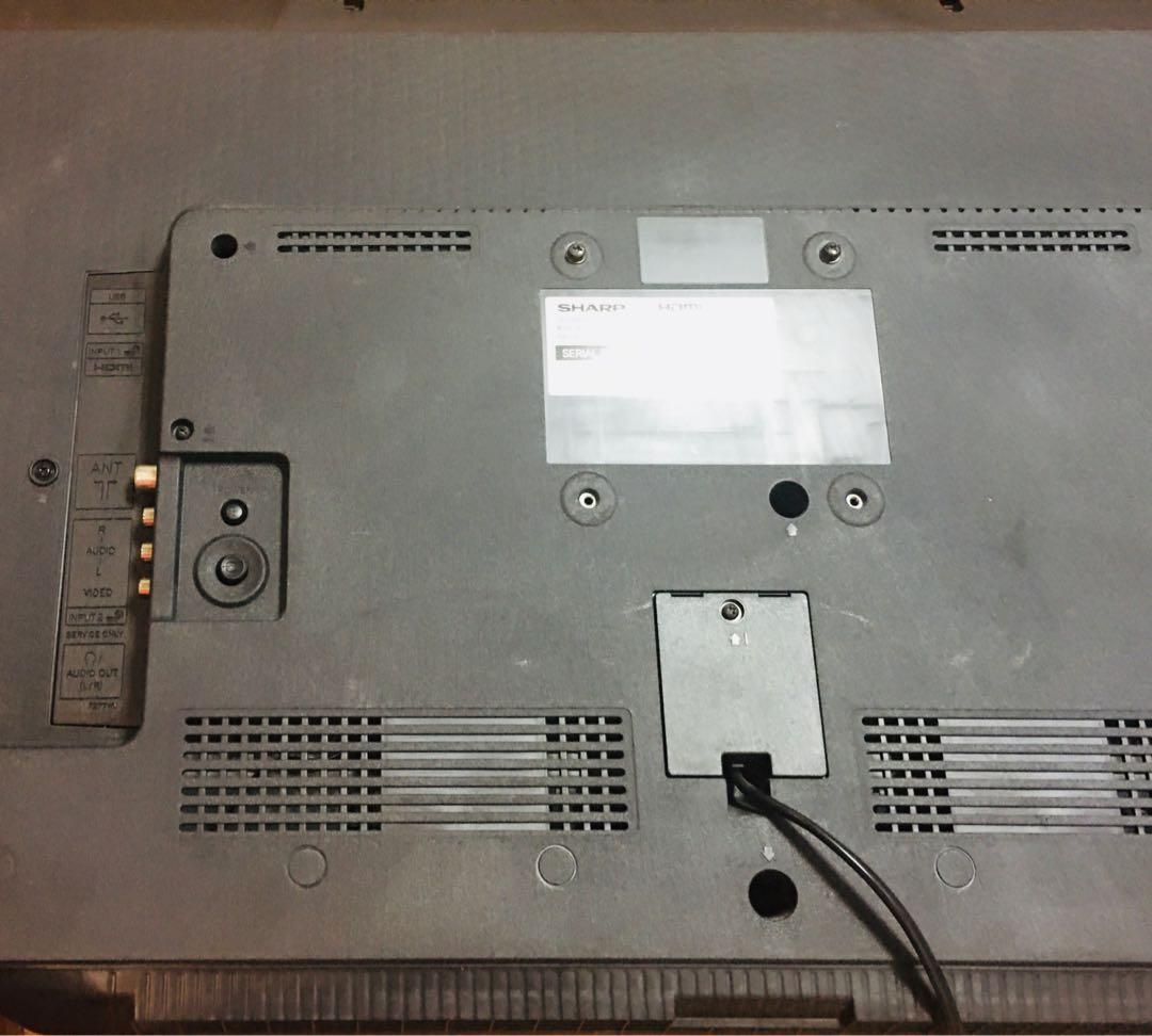 Sharp Aquos HD LED Flat Screen TV 32” Model LC32LE185M P3,900 ONLY FOR