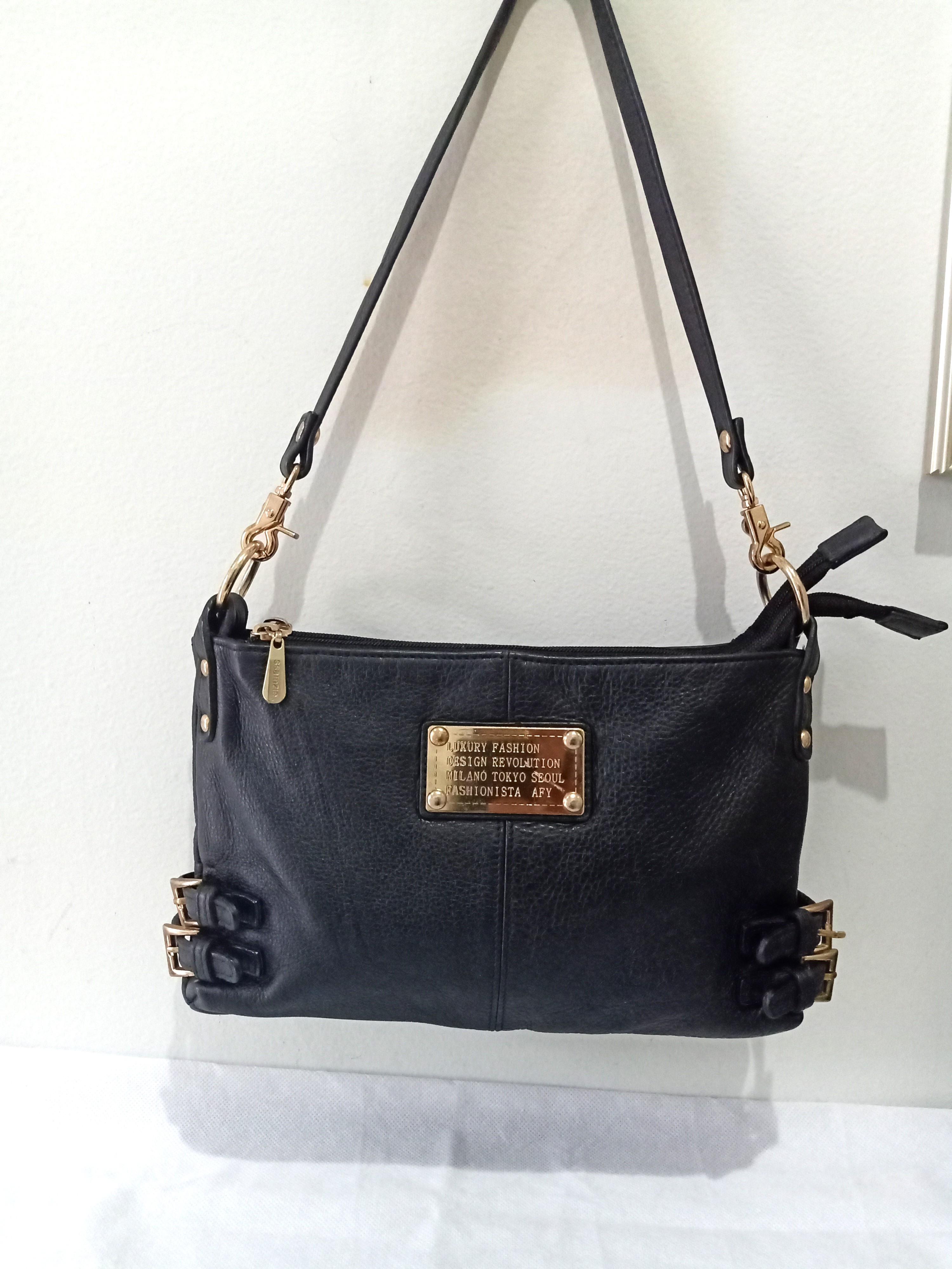 Ssamzie sling bag on sale