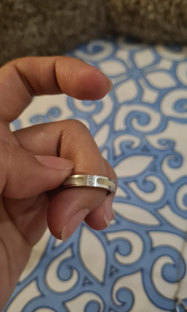Stainless necklace and ring set (Category: Necklaces) located in Las Pinas. Submitted by annibeah (Listing ID 1030779776, Image 2). Description: °Selling my preloved stainless steel necklace and ring from imono. °Both has the MOTHER of PEARL stone (white part). °Ring size is 4.5-5 °Stainless jewelries do not tarnish unless user is very acidic. °RFS: no longer using these babies MOP: bdo/bpi/gcash.