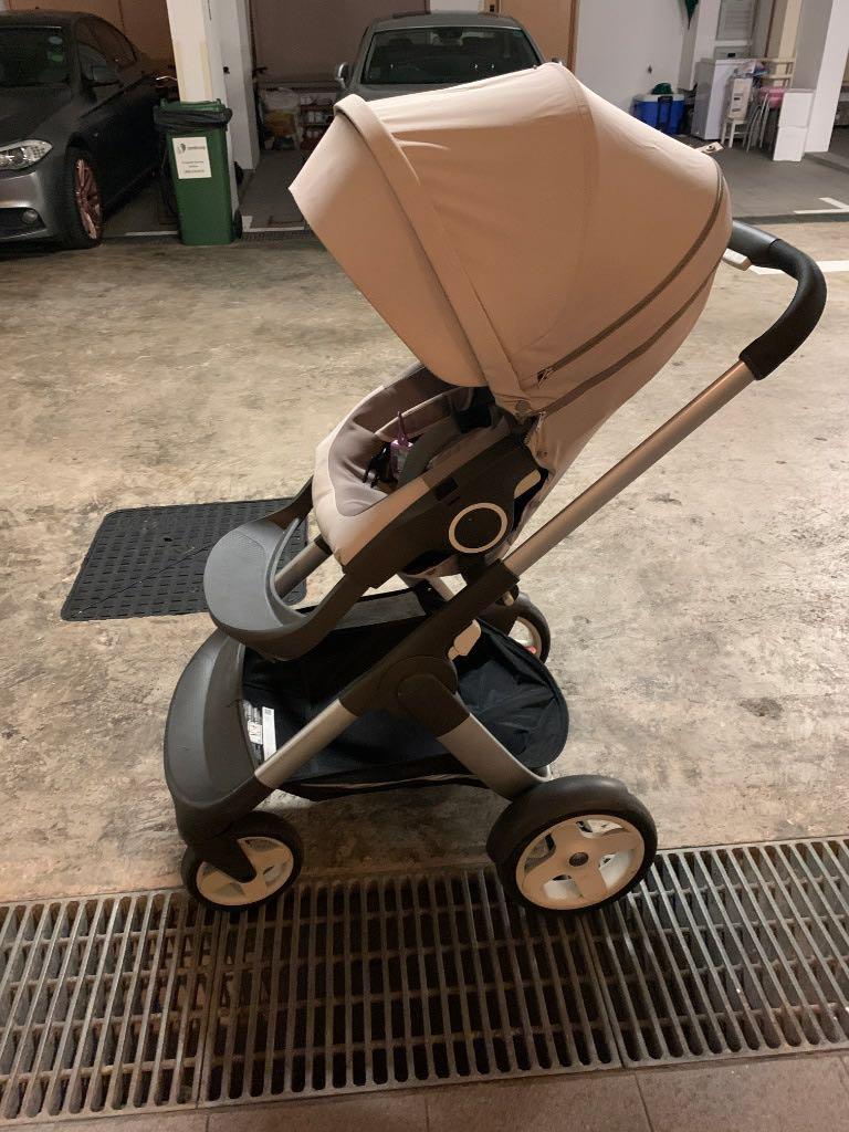 Stokke 2025 crusi beige