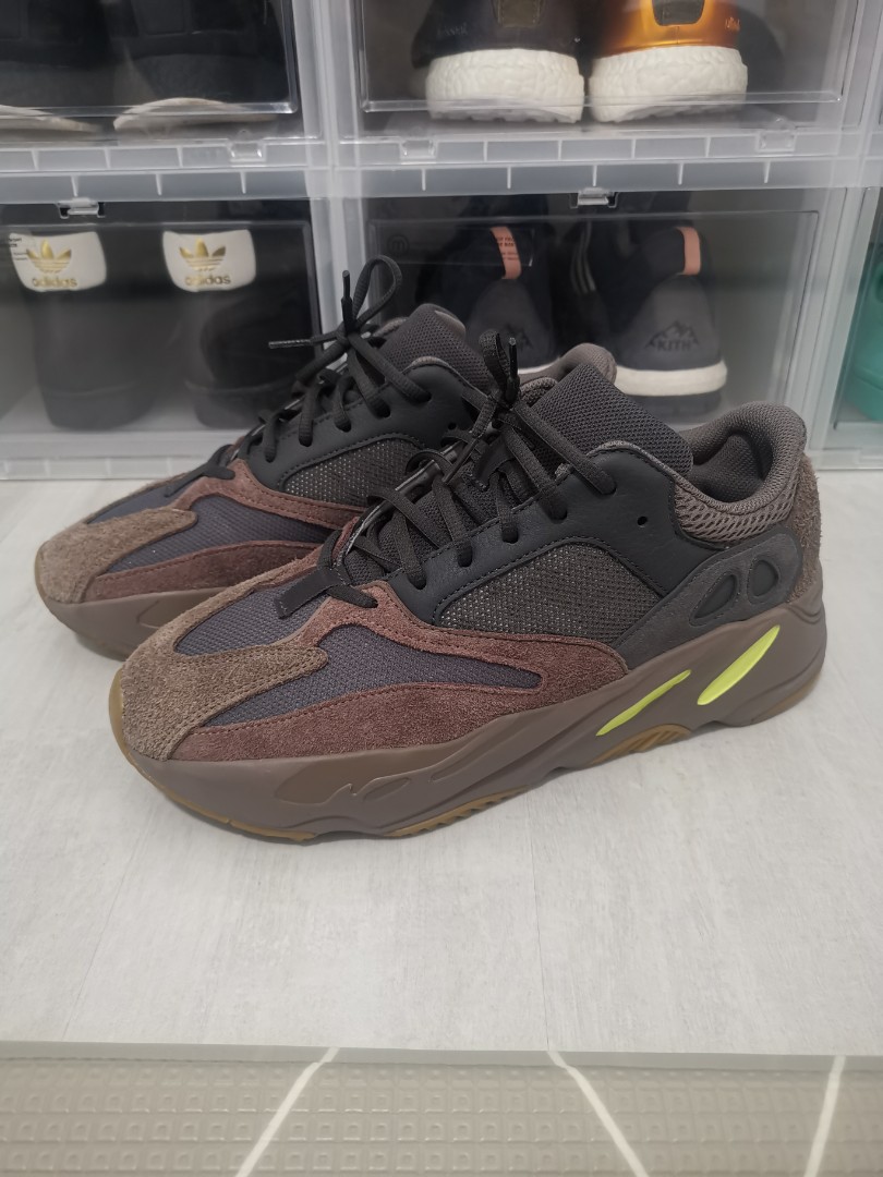 yeezy 700 mauve sold out