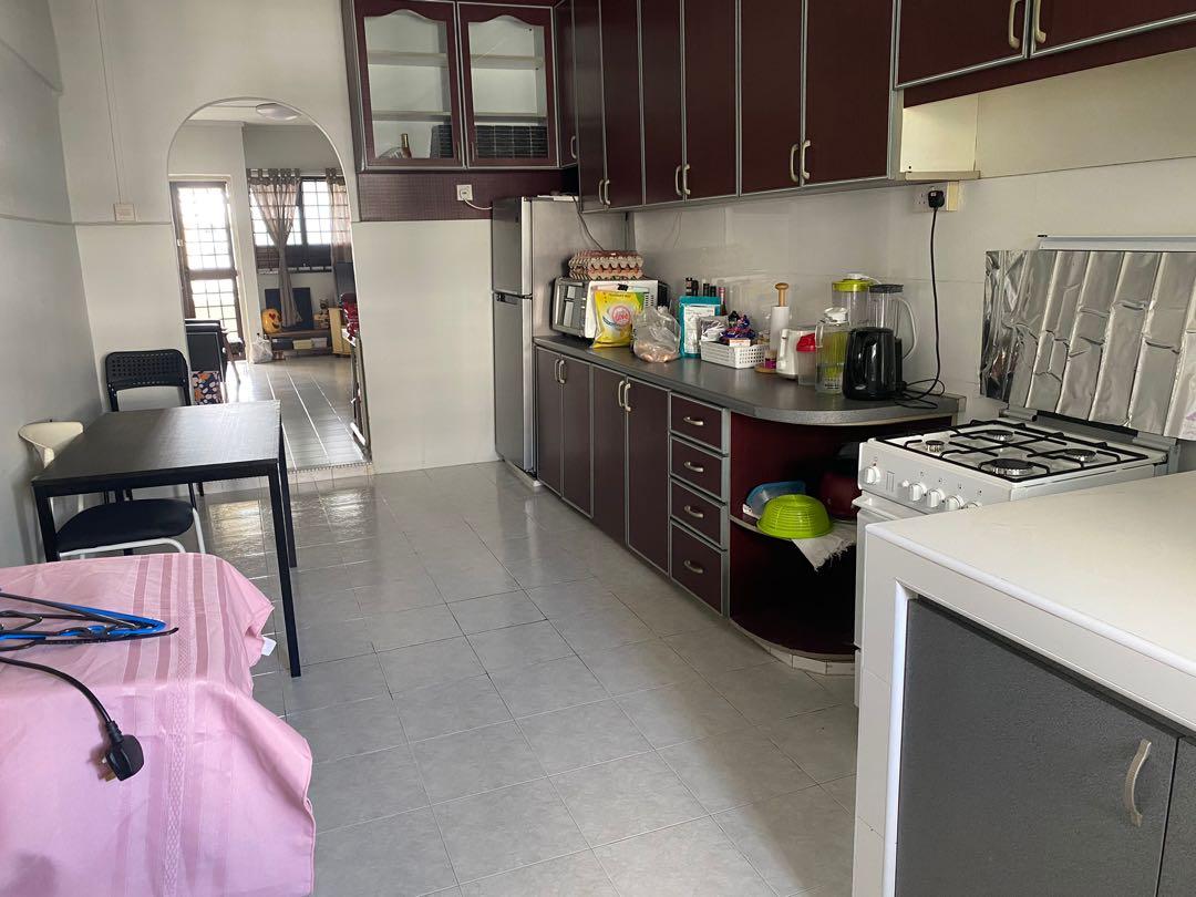 Utility Room for rent. (Single Filipino Occupant Only), Property