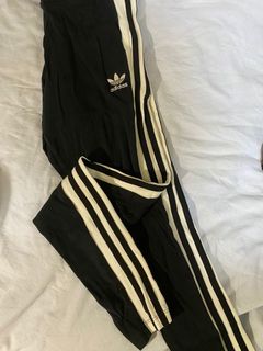 （分類：）位於 。 由 cleaningouthercloset 提交（商品編號 1030946192，圖片 1）。簡介： 。