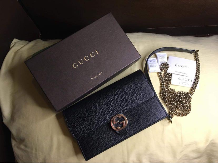 Gucci Gg interlocking WOC (Category: Luxury Bags & Wallets) located in Manila. Submitted by shoptilyoudrop12 (Listing ID 1030913726, Image 1). Description: 9.5/10 condition Complete inclusion slightly negotiable .