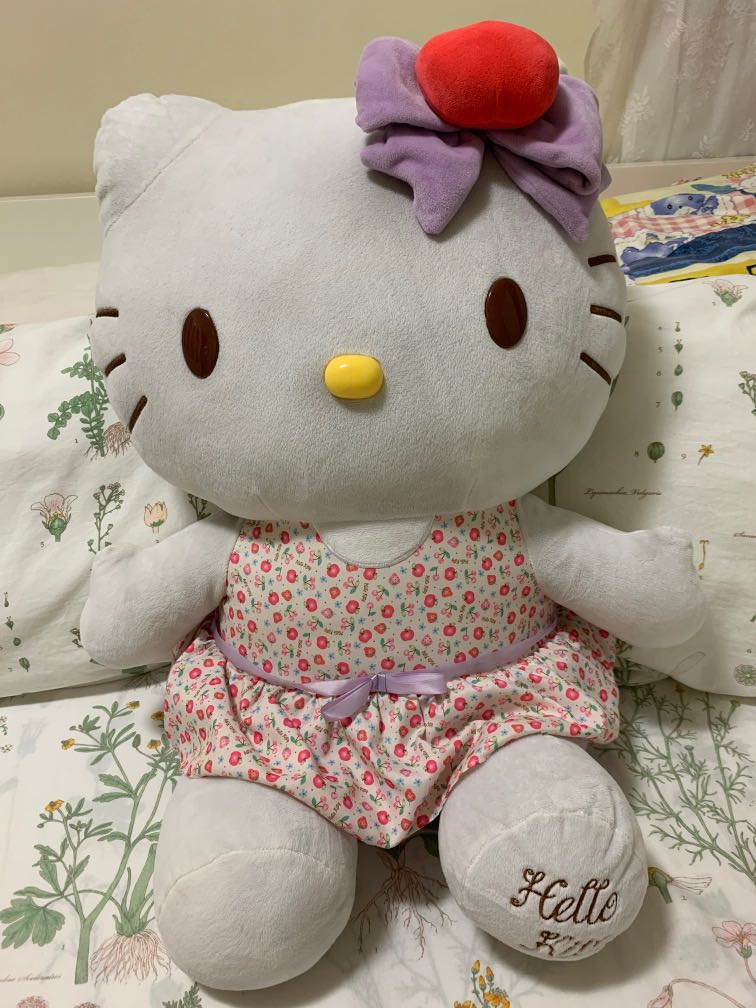 kitty plushies