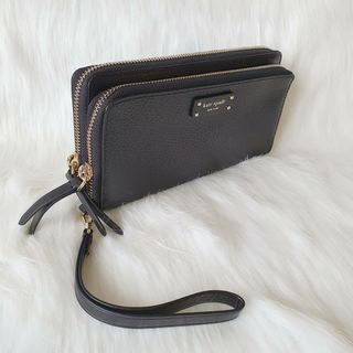 (Category: ) located in . Submitted by oliviastyleph (Listing ID 1030924412, Image 1). Description: .
