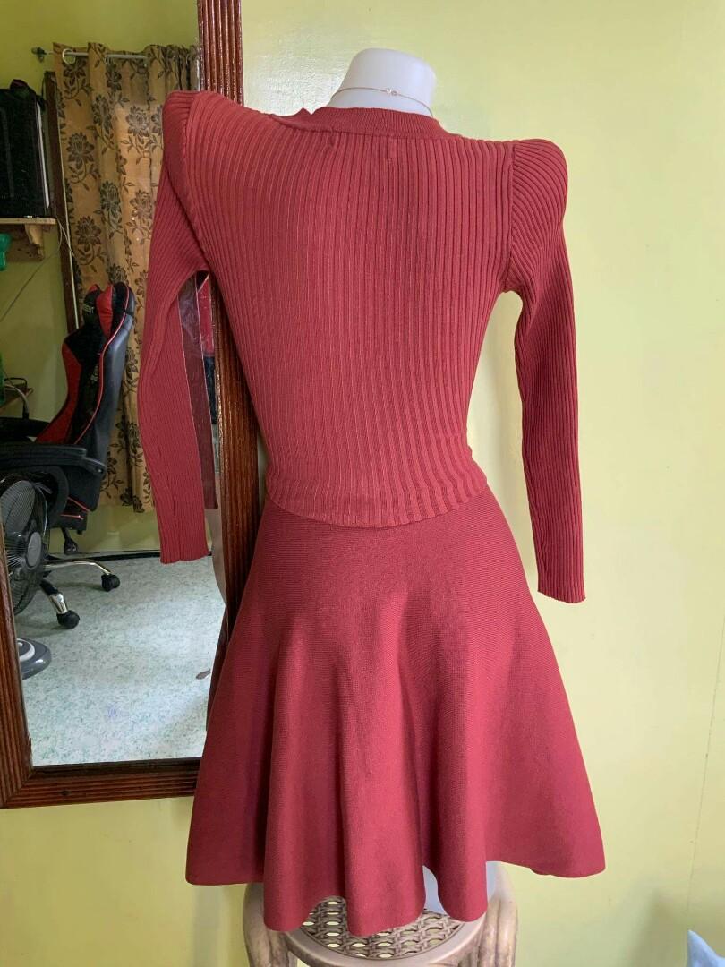Knitted Long sleeve Dress (Category: Dresses) located in Navotas City. Submitted by cindyasilo (Listing ID 1030804121, Image 2). Description: Rust Color used once like new.