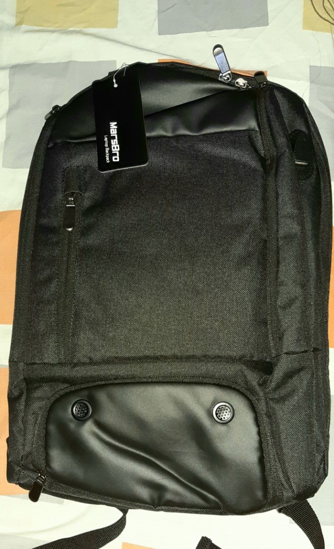 LAPTOP BACKPACK WITH USB CHARGING PORT