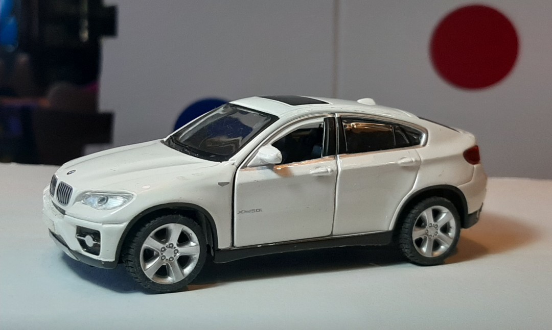 Maisto bmw x6 new arrivals