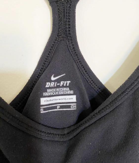 Nike Dri Fit Tank Top with Built in Bra, Olah Raga, Baju Olahraga di  Carousell