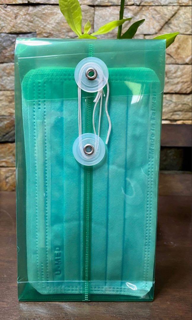 Plastic Envelope (Category: Looking For) located in Manila. Submitted by milleshoppppp (Listing ID 1030957037, Image 2). Description: Plastic Envelopes - Good for washable or 12 pcs disposable surgical mask storage, bills, receipts, ect. Mask Storage From Taiwan.