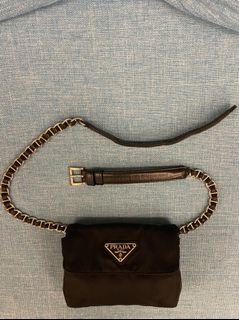 Prada 黑色 帆布 銀鍊 腰包