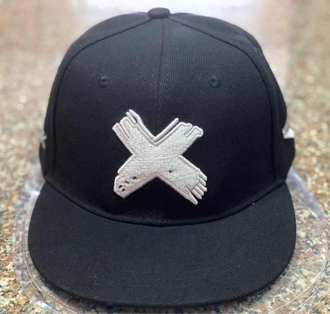 Wuke cap store