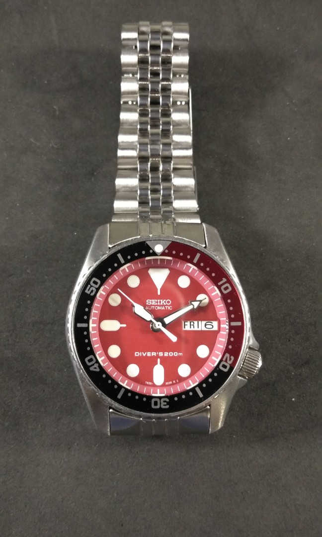 Seiko Diver Medium Size 7S26-0030, Men's Fashion, Watches & Accessories,  Watches on Carousell