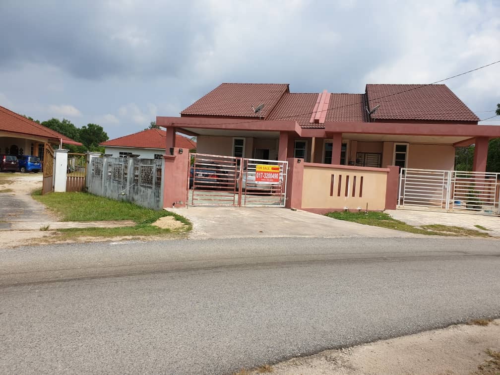 Semi D Kampung Mak Lagam Kemaman Renovated Property For Sale On Carousell