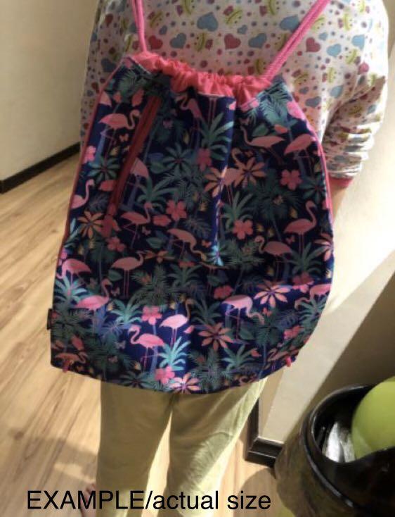 Smiggle drawstring top bag with pocket