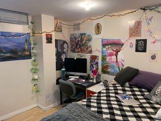 Spacious room for Rent near Steeles and Dufferin