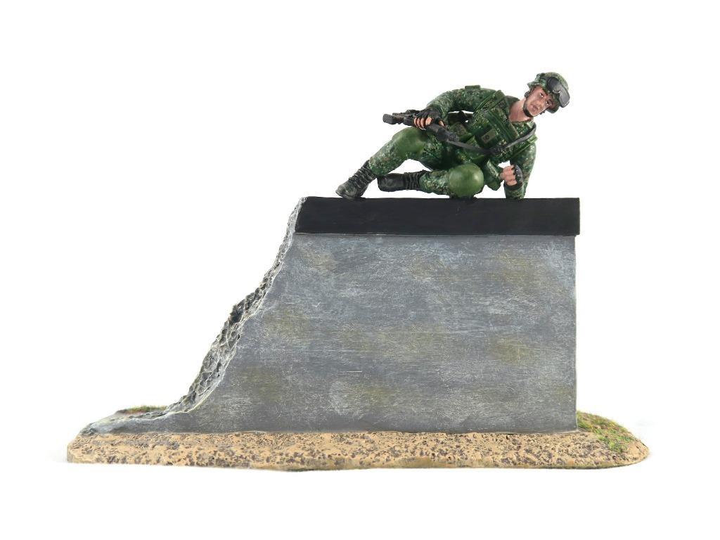 Standard Obstacle Course (SOC) Singapore Army Figurines - Low Rope ...