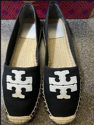 Tory Burch Weston Espadrilles Black and White, Women's Fashion, Footwear,  Flats on Carousell