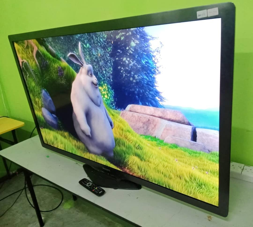 Tv Lcd Secondhand Hotel Electronics Tvs Entertainment Systems On Carousell