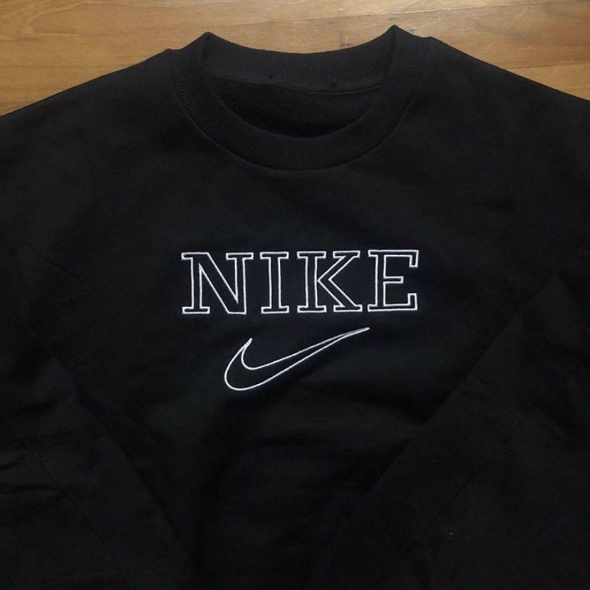 nike vintage sweater women's