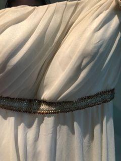 White Sleeveless Gown