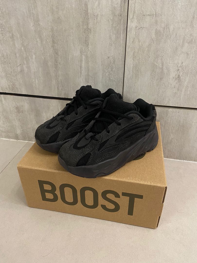 Yeezy Boost 700 Vanta infant Men s Fashion Footwear Sneakers