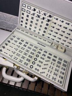（分類：）位於 。 由 hippyhappy012 提交（商品編號 1031162565，圖片 1）。簡介： 。