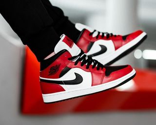 (Category: ) located in . Submitted by off.sole (Listing ID 1031217550, Image 1). Description: .