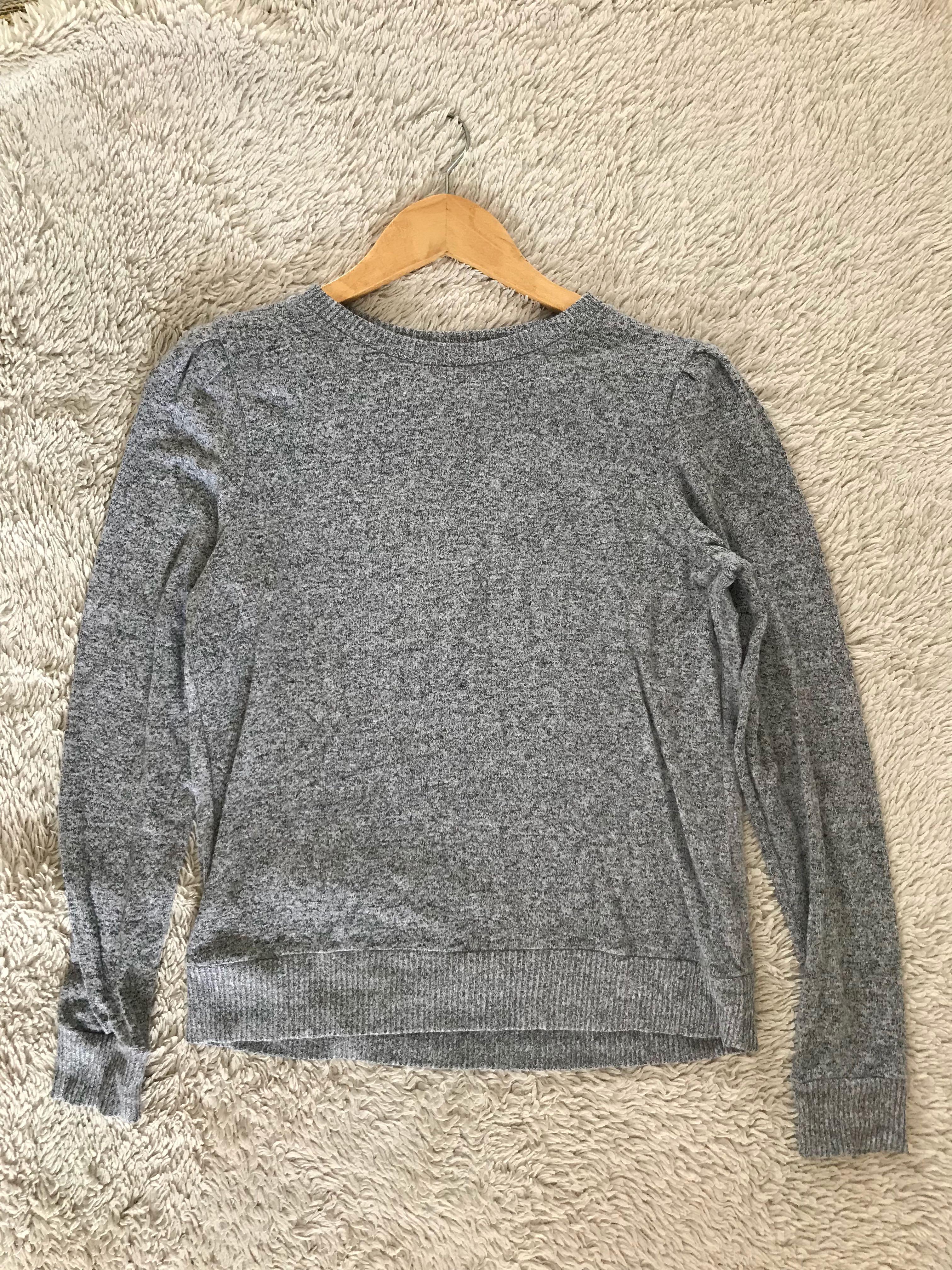 american eagle gray sweater
