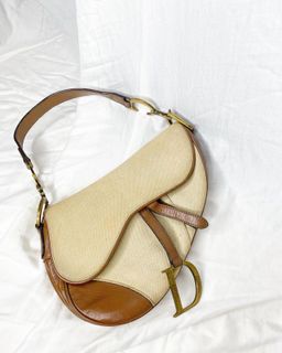 (Category: ) located in . Submitted by stylenando (Listing ID 1031019644, Image 1). Description: .
